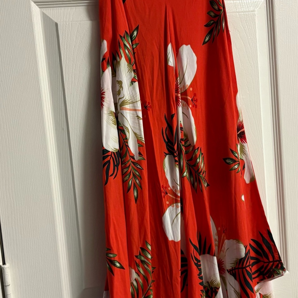 Hawaiian 🌺 Red Floral Maxi Dress, one size fits all. Adjustable straps! - Picture 5 of 10